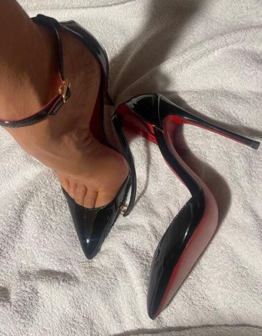 High Heels Louboutin ...