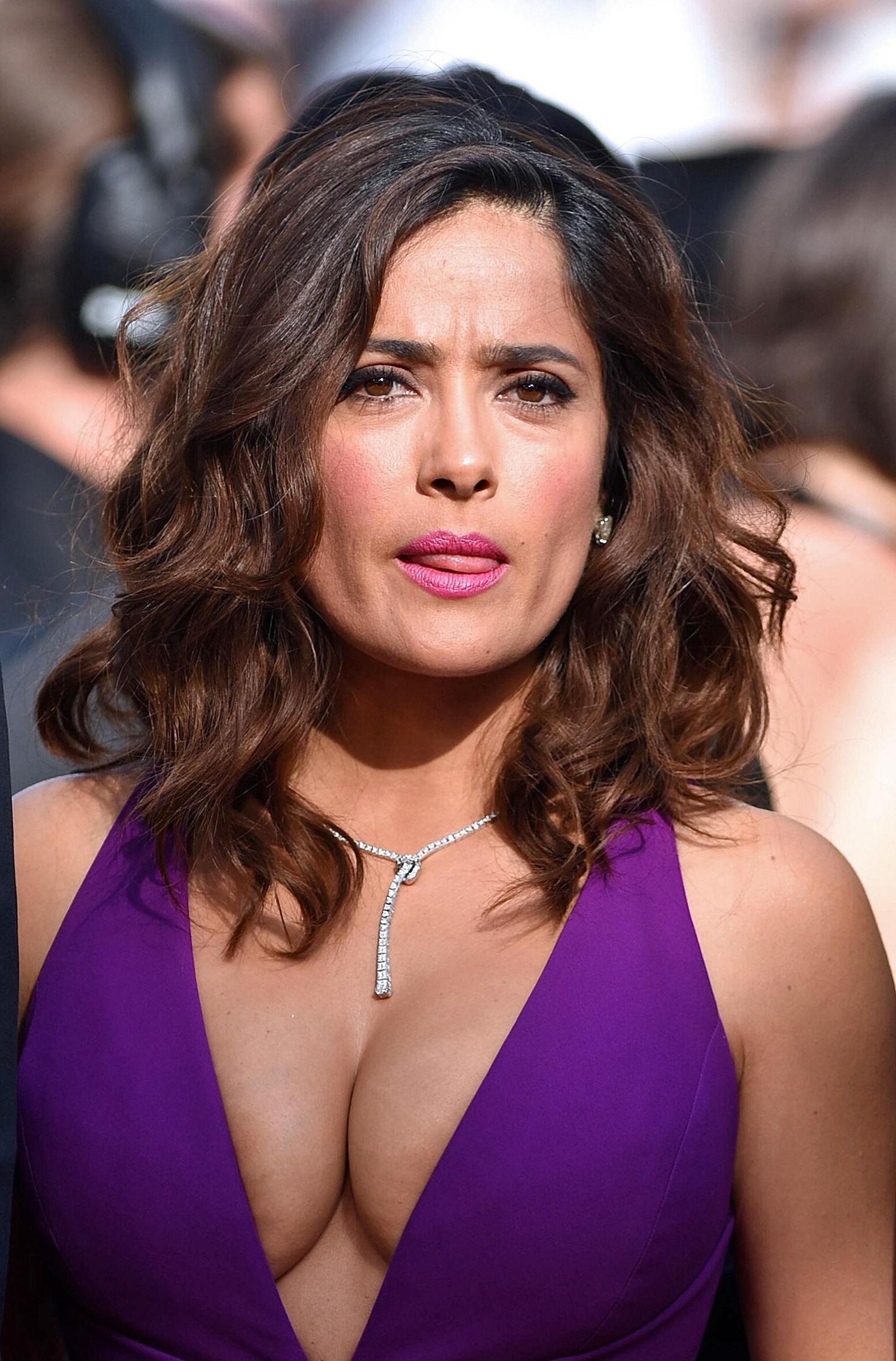 Milf tit puta salma Hayek, construir para tit fucks