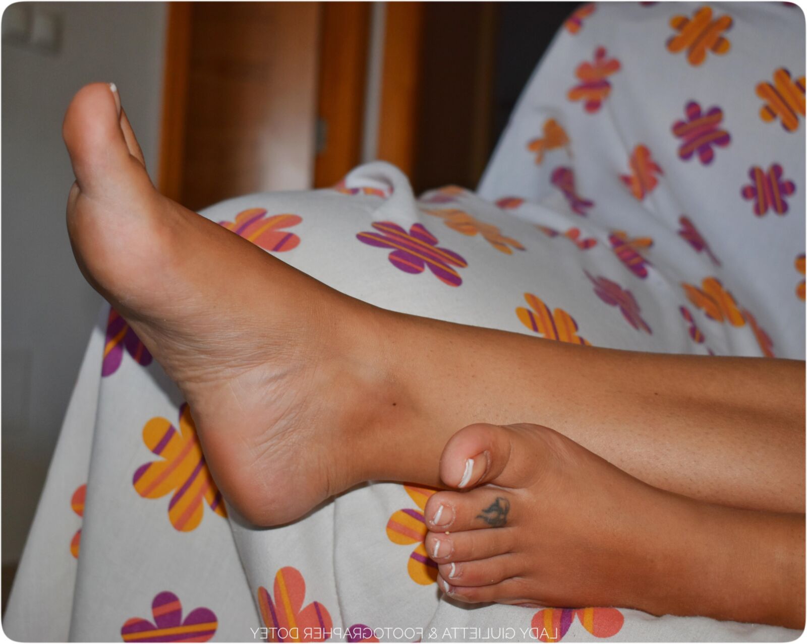 Free soles bare foot