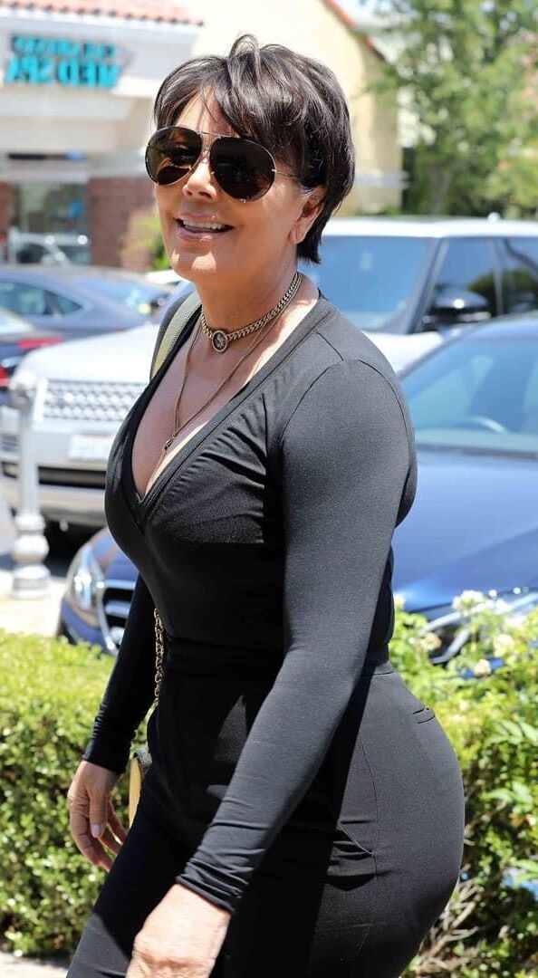 Grands seins Big Butt Gilf Kris Jenner, Kardashian Milf Mother