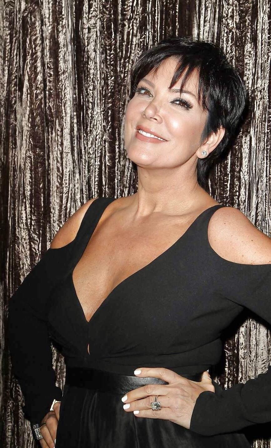 Grands seins Big Butt Gilf Kris Jenner, Kardashian Milf Mother