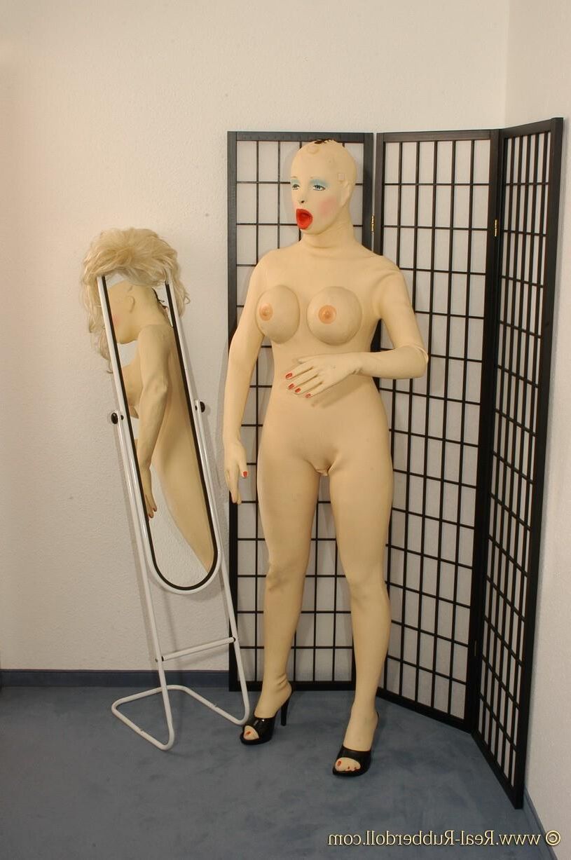 Vivant vrai Rubberdoll