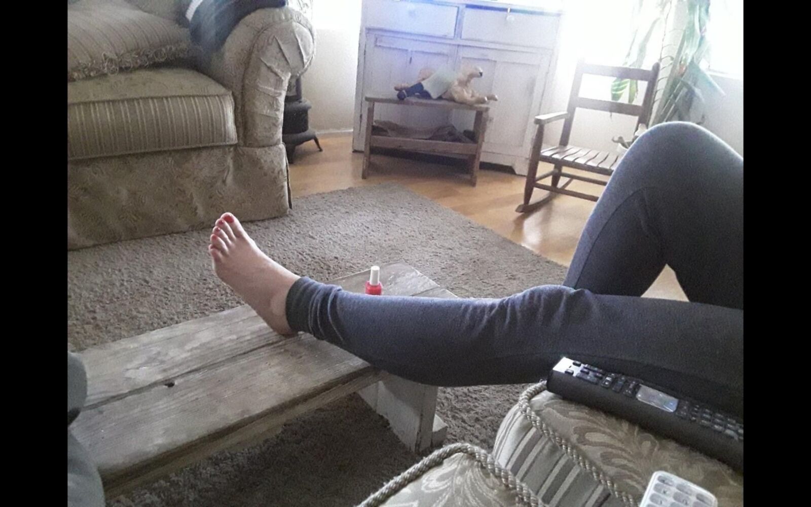 Bonnie's feet