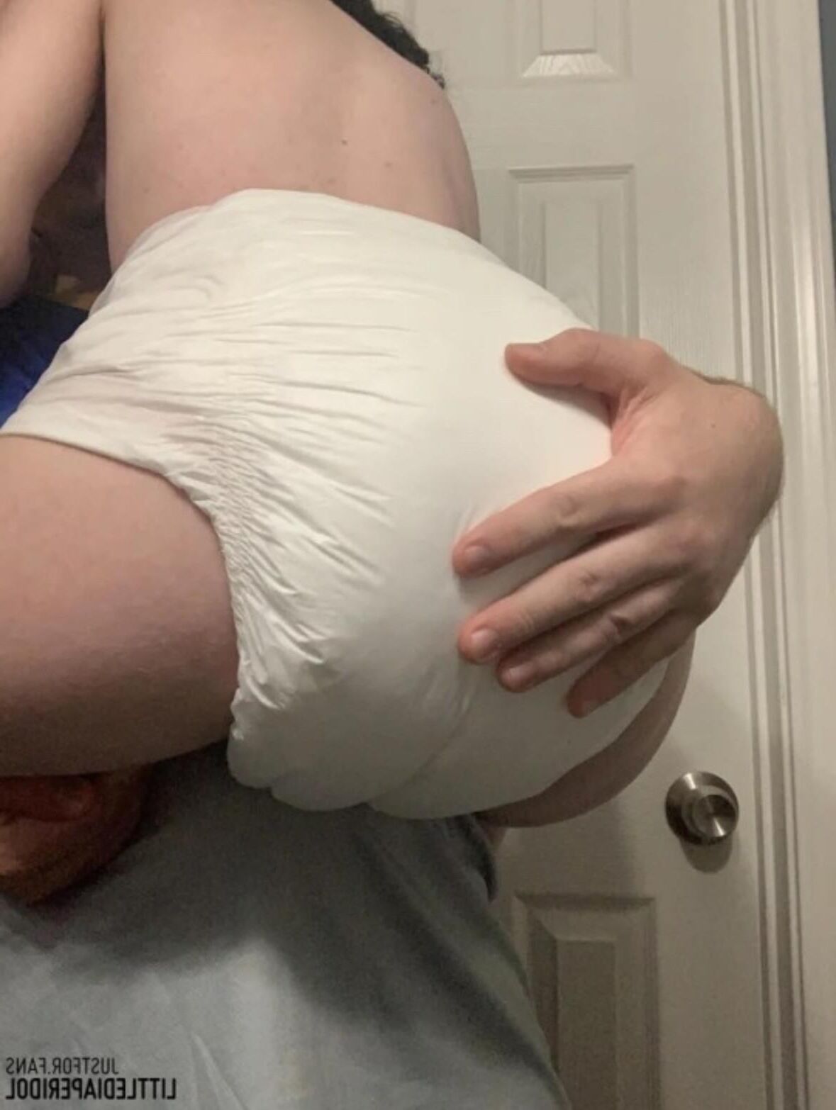 Girls diapers 