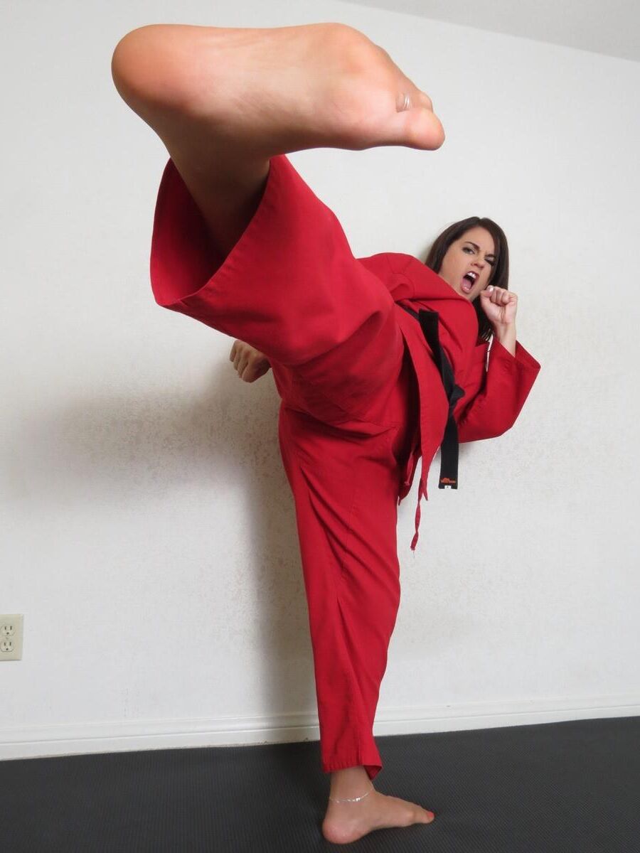 Tori Sexy Karate Feet