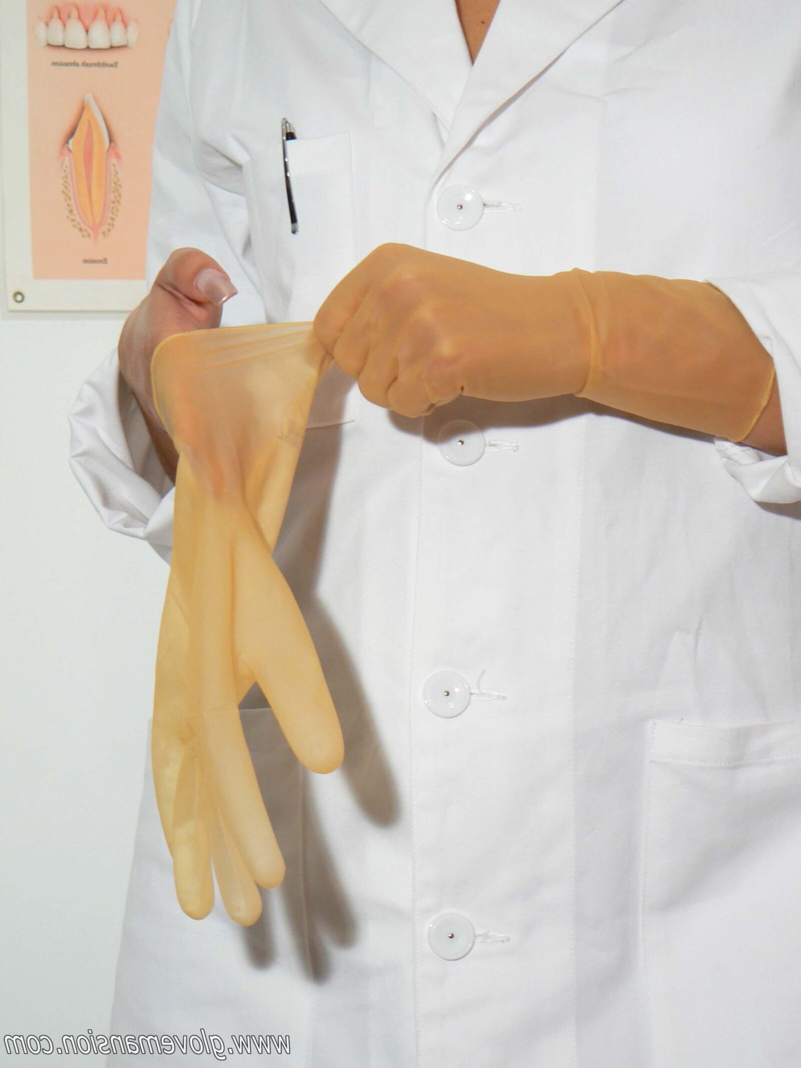 Glovemansion at_the_dentists_practice