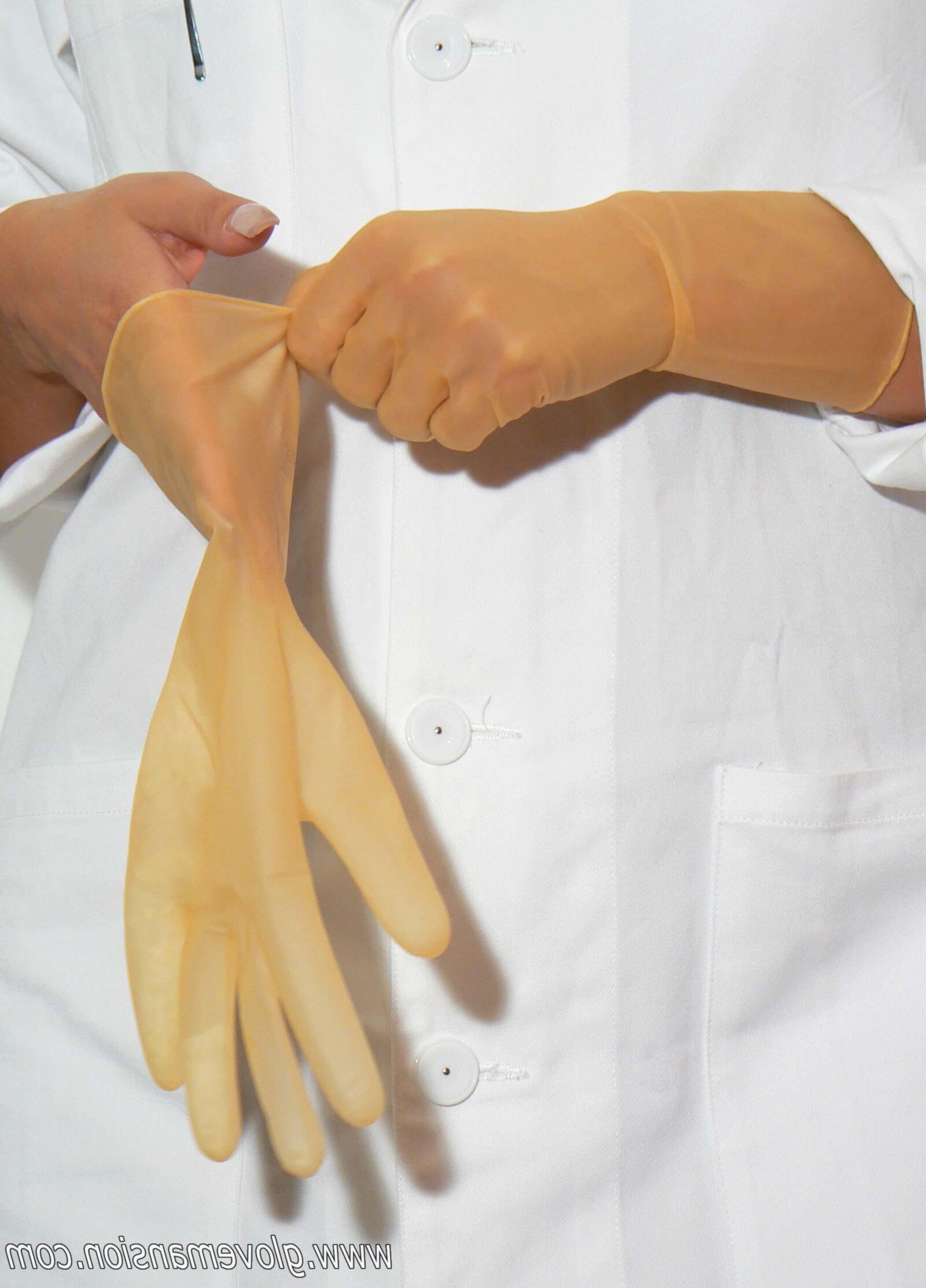 Glovemansion at_the_dentists_practice