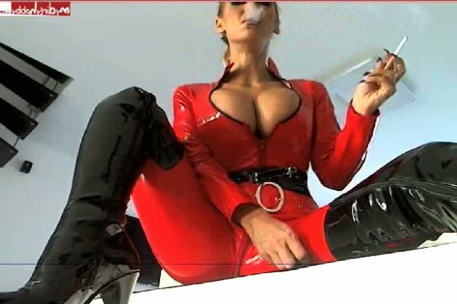 Aileen Taylor Red Lates
