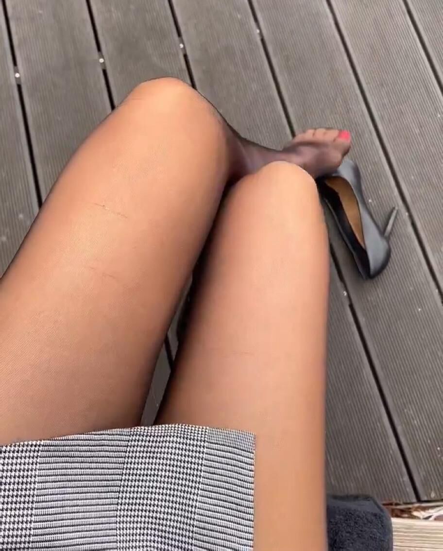 Pantyhose à nouveau, profitez-en!
