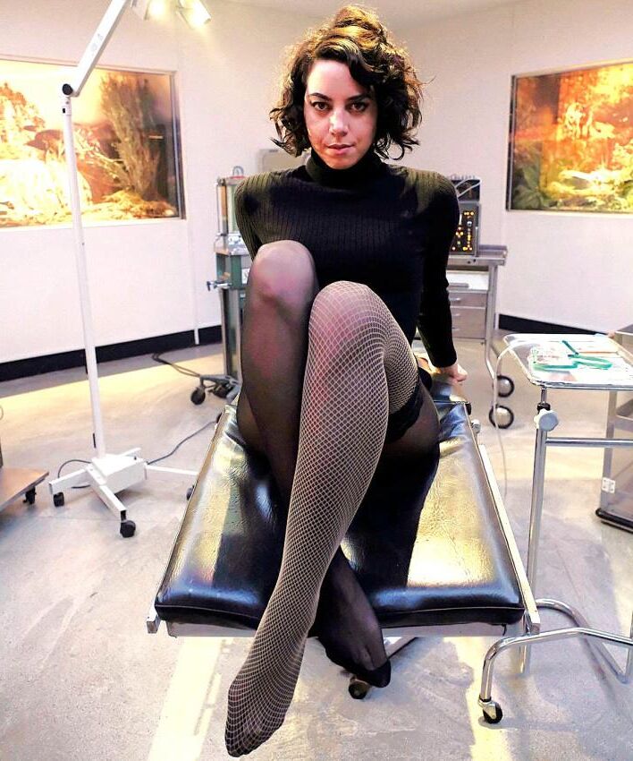 Pantyhose à nouveau, profitez-en!