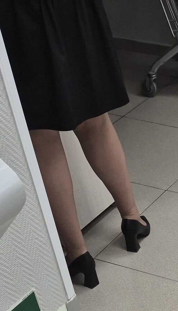 Co worker milf in pantyhose and heels
