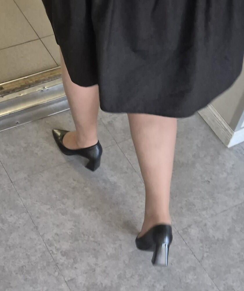 Co worker milf in pantyhose and heels