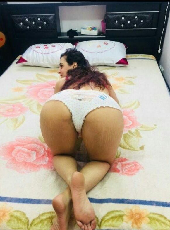 イランのペルシャの混乱が彼女に続きます