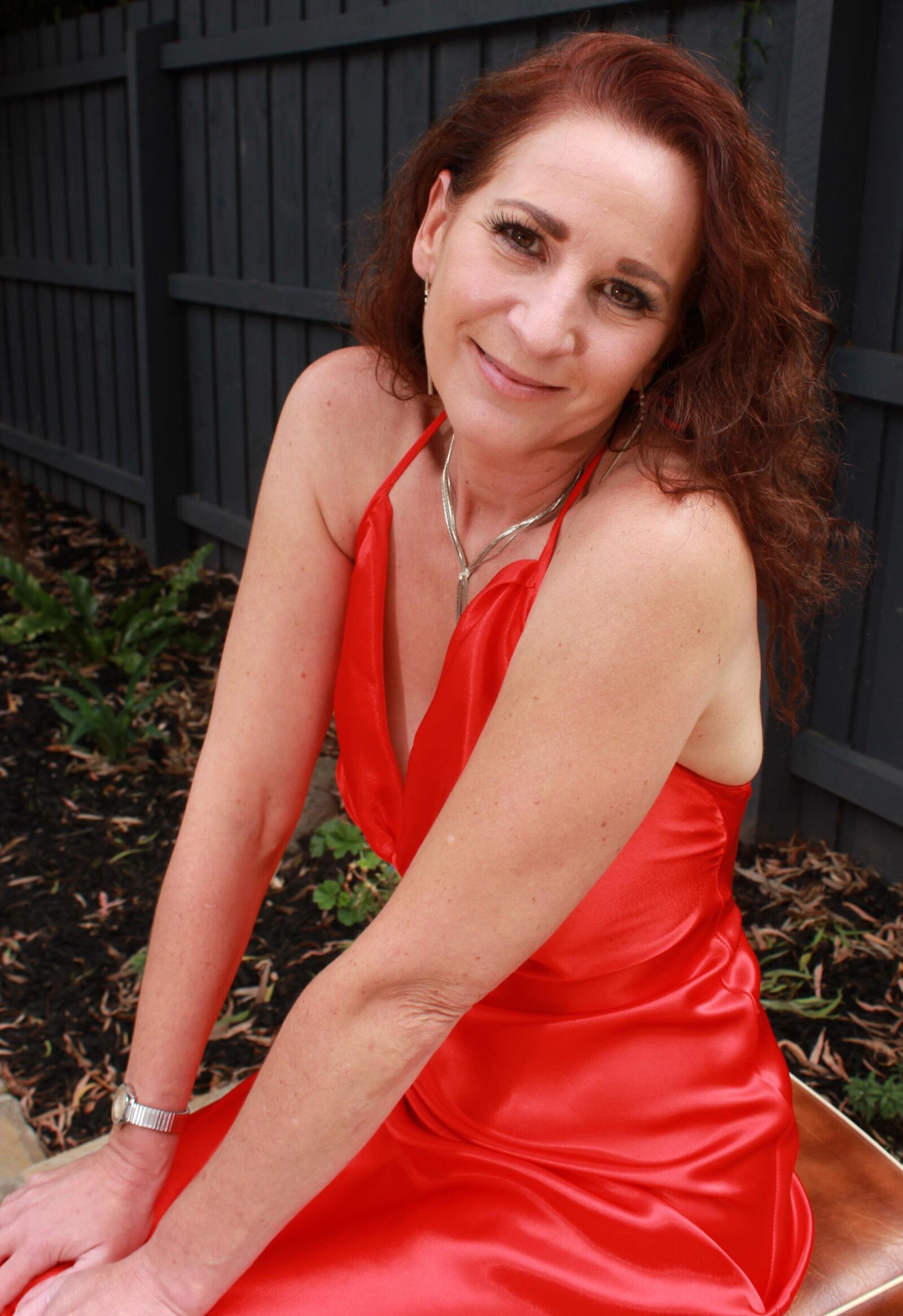 Mature fuckpig in red satin (NN)