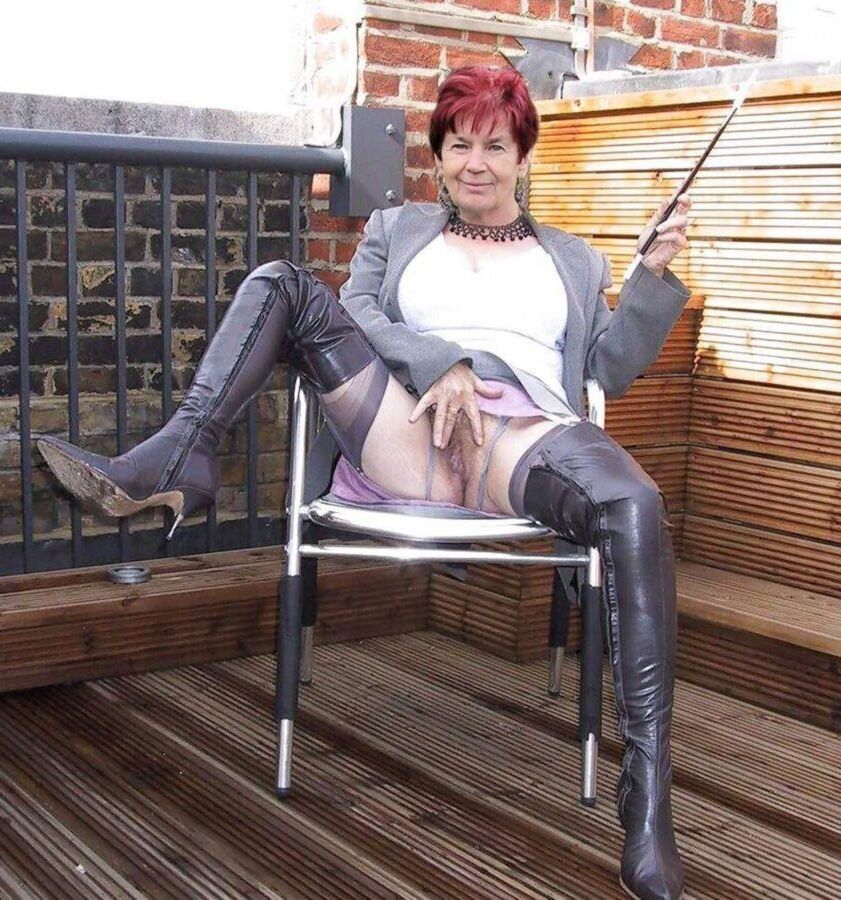 бабушка