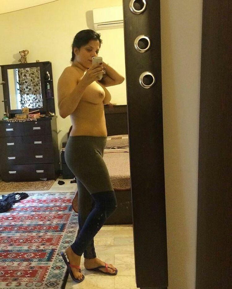 Le danger persan iranien porte des talons