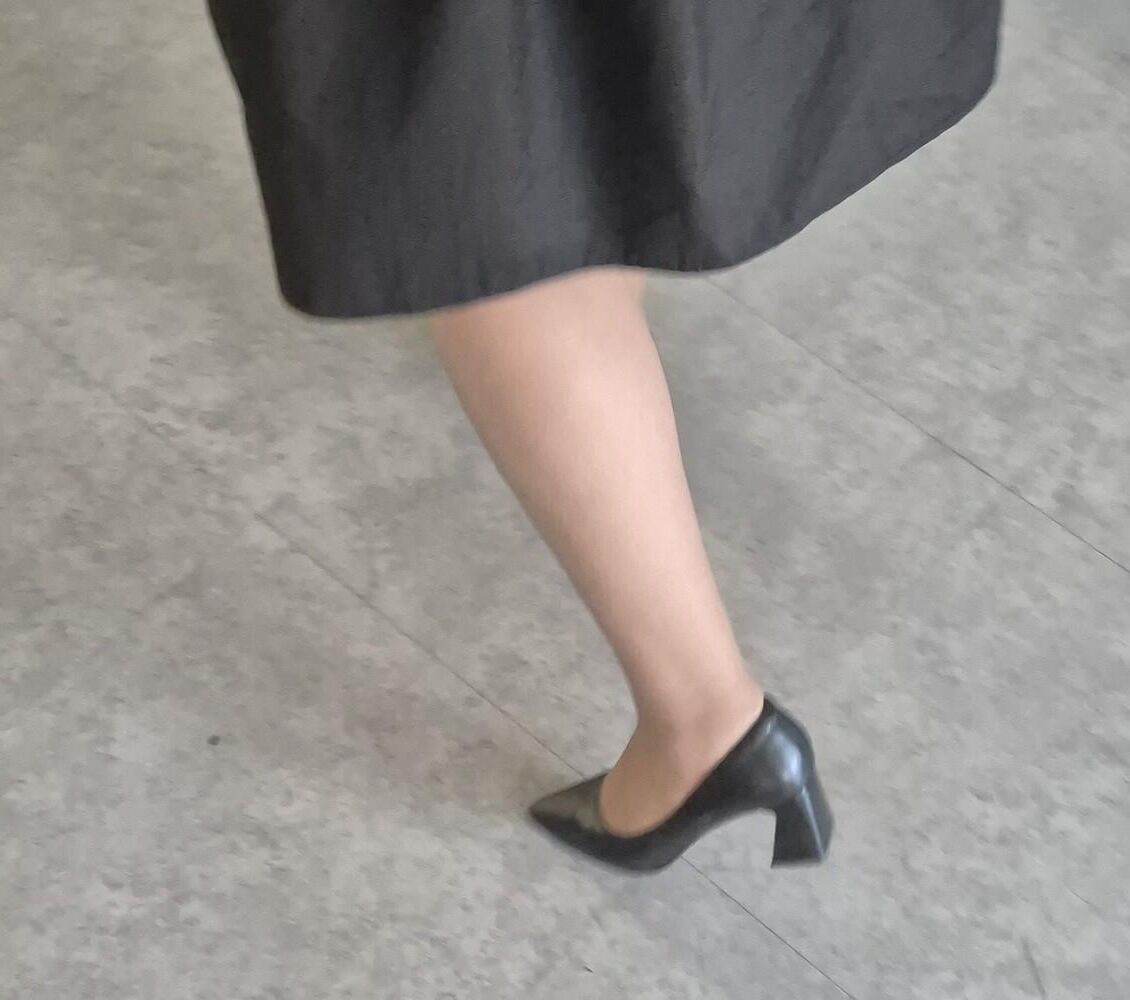 Co worker milf in pantyhose and heels
