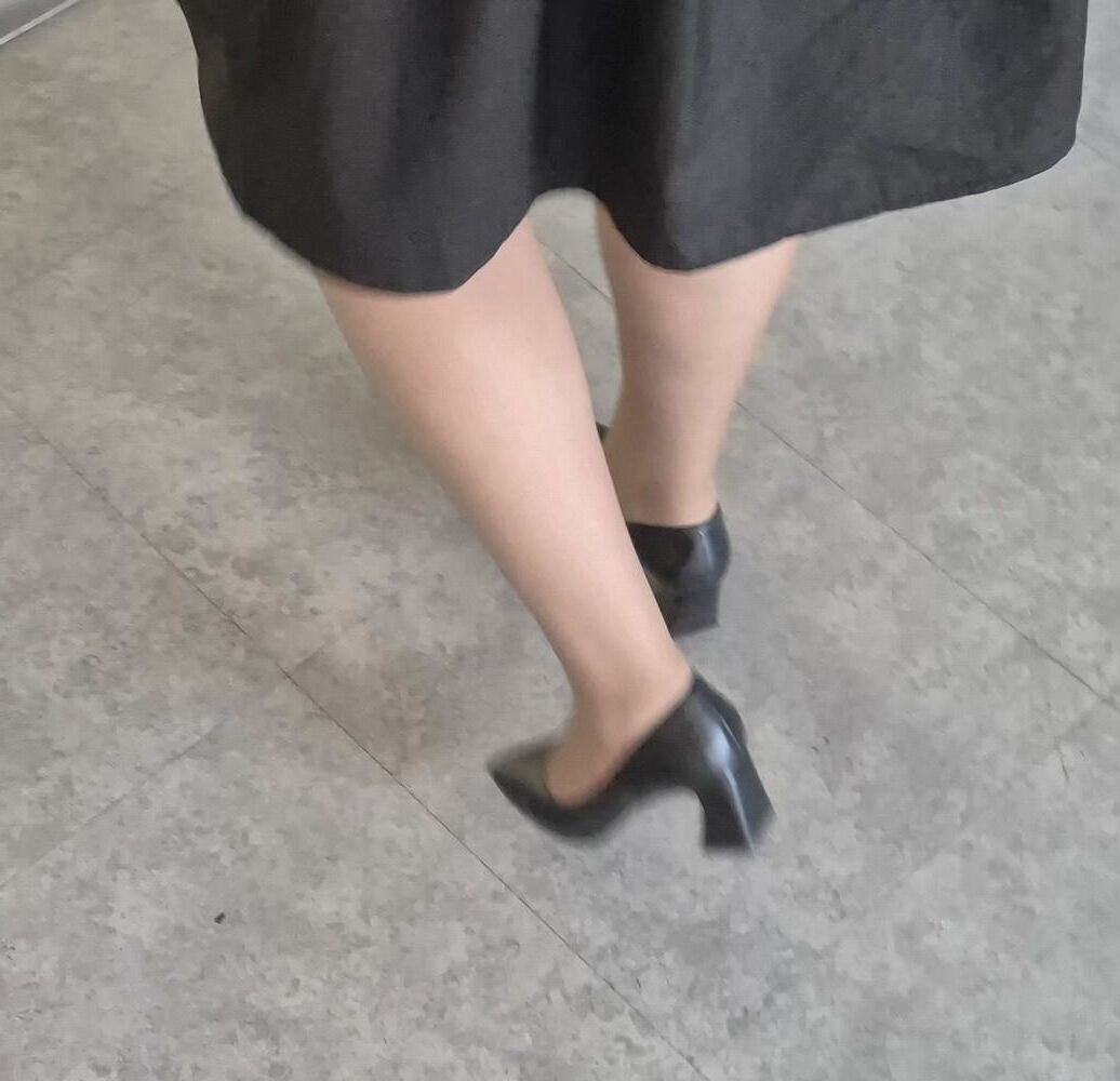 Co worker milf in pantyhose and heels