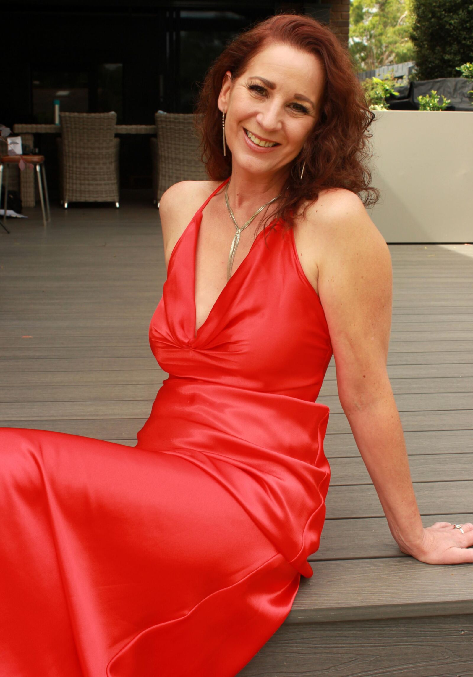 Mature fuckpig in red satin (NN)