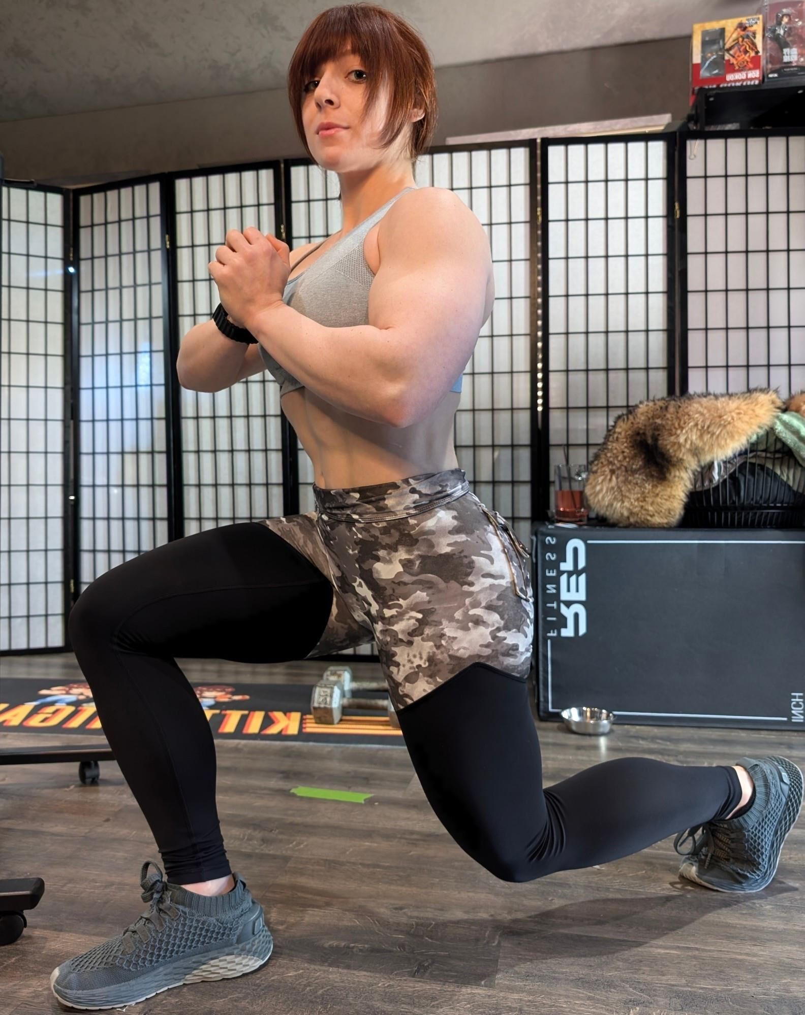 Muskelmädchen Thicc und mächtig