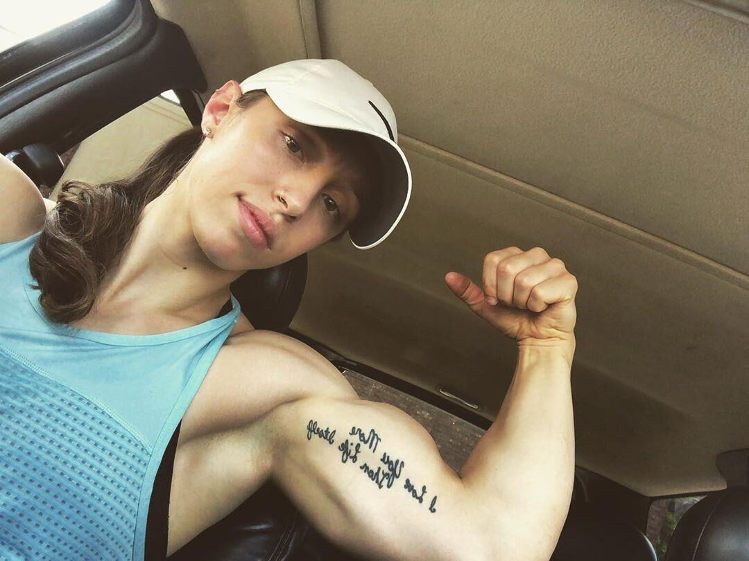 Filles musculaires aléatoires