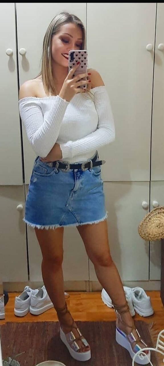 Hermana adolescente serbia, sus cosas/srbija klinka sestra i njen ves