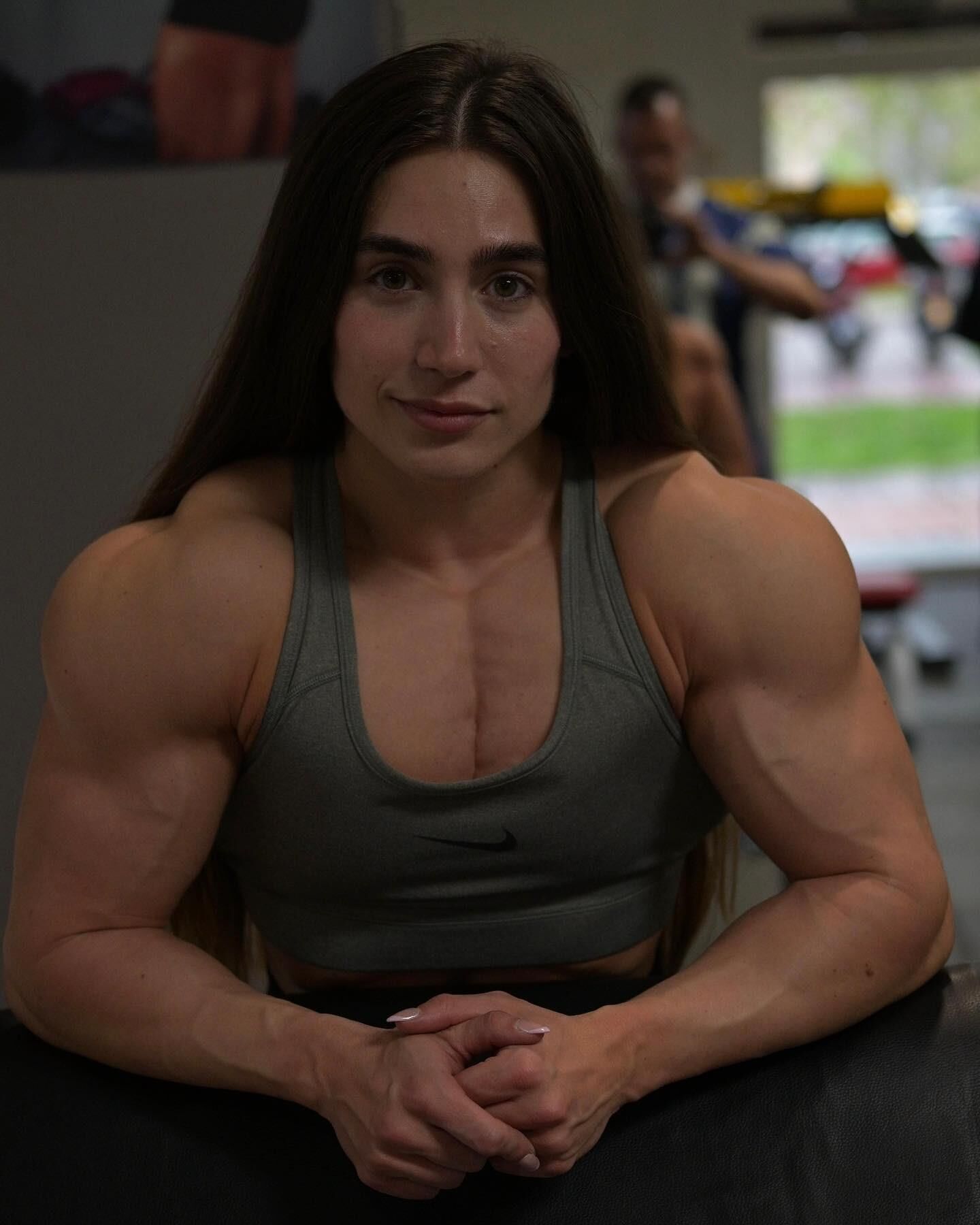 Muskelmädchen Thicc und mächtig