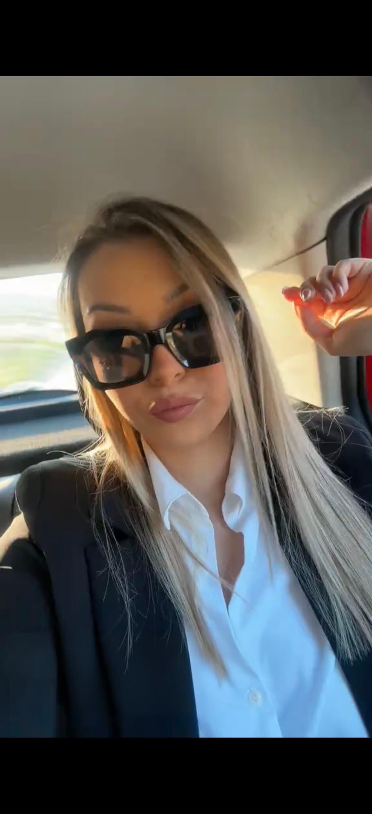 Hermana adolescente serbia, sus cosas/srbija klinka sestra i njen ves