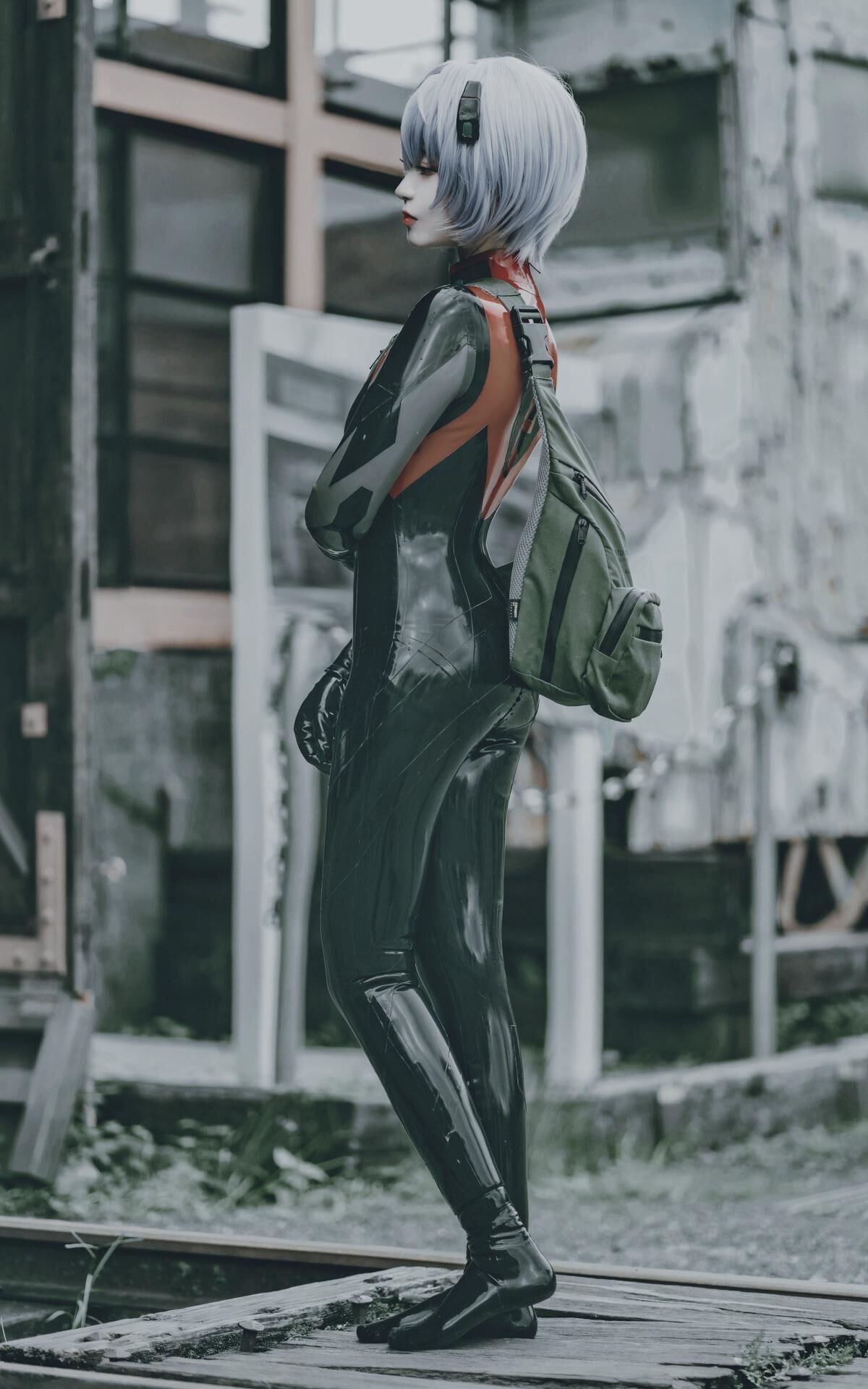 Fetish: Yellow and Black Edition 