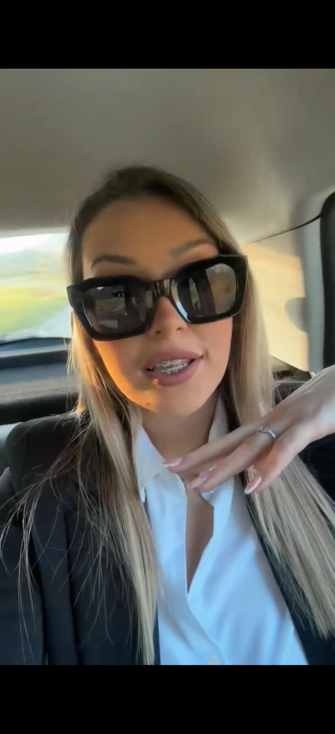 Hermana adolescente serbia, sus cosas/srbija klinka sestra i njen ves