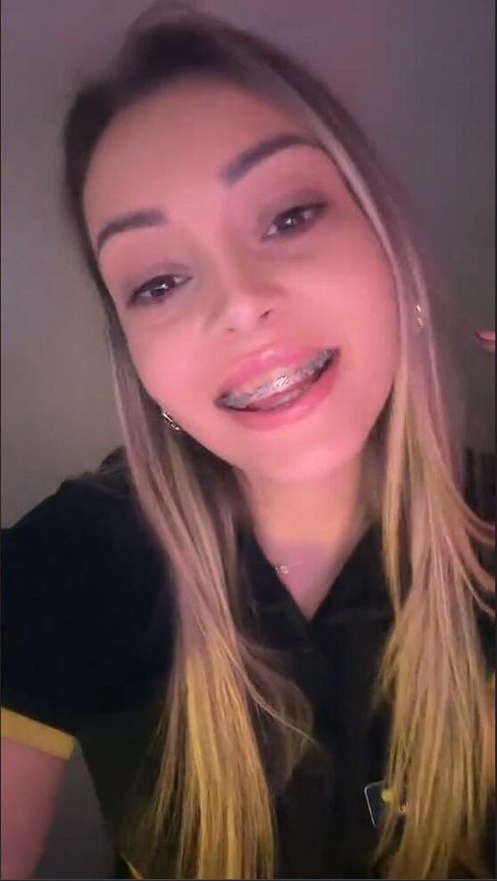 Hermana adolescente serbia, sus cosas/srbija klinka sestra i njen ves
