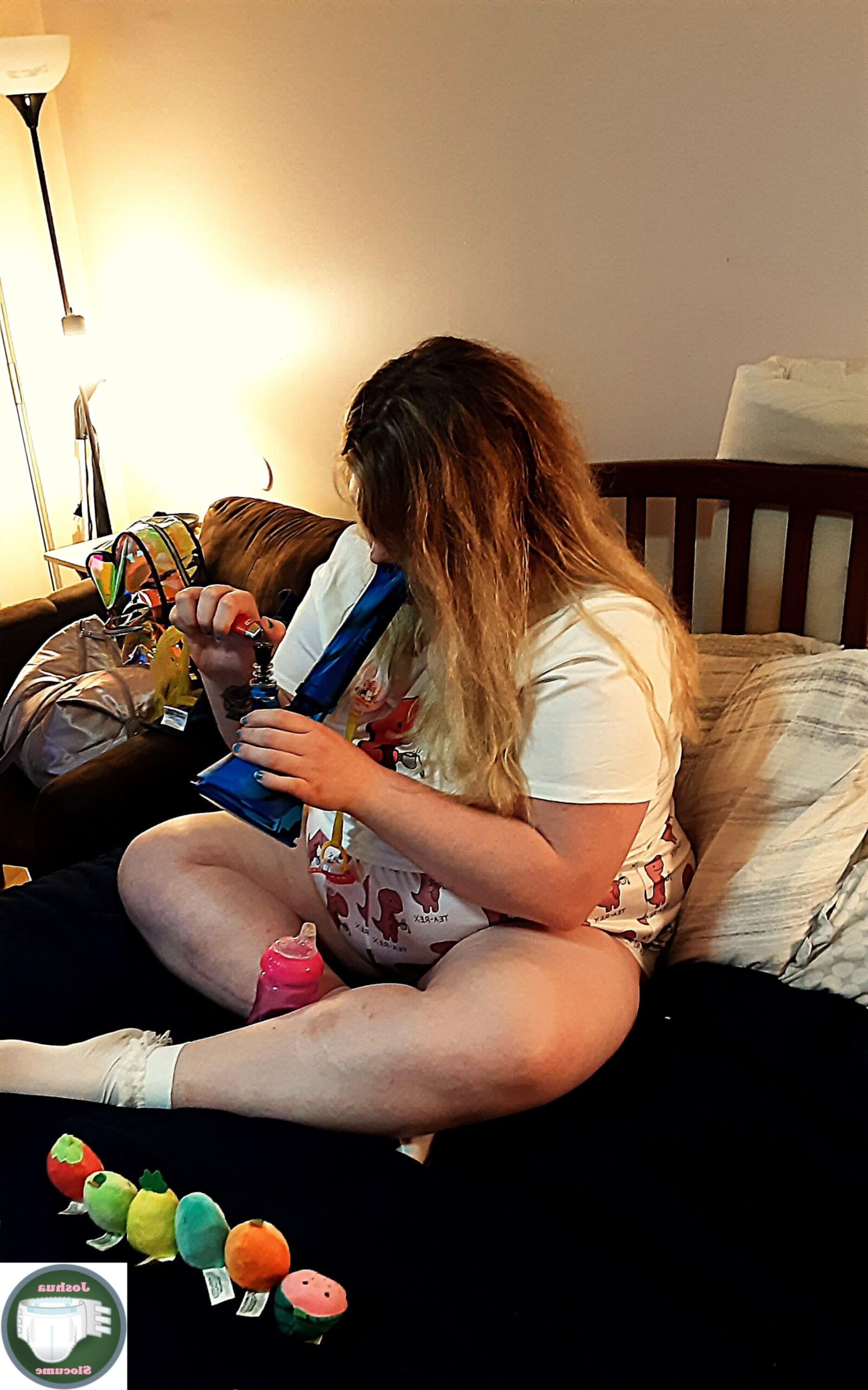 Joshua Slocume gets high with Little Michelle wearing diapers
