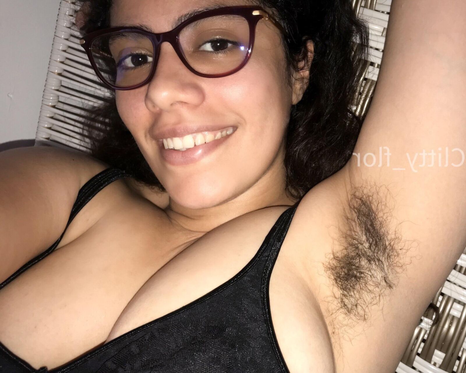 セクシーな脇の下のオタク
