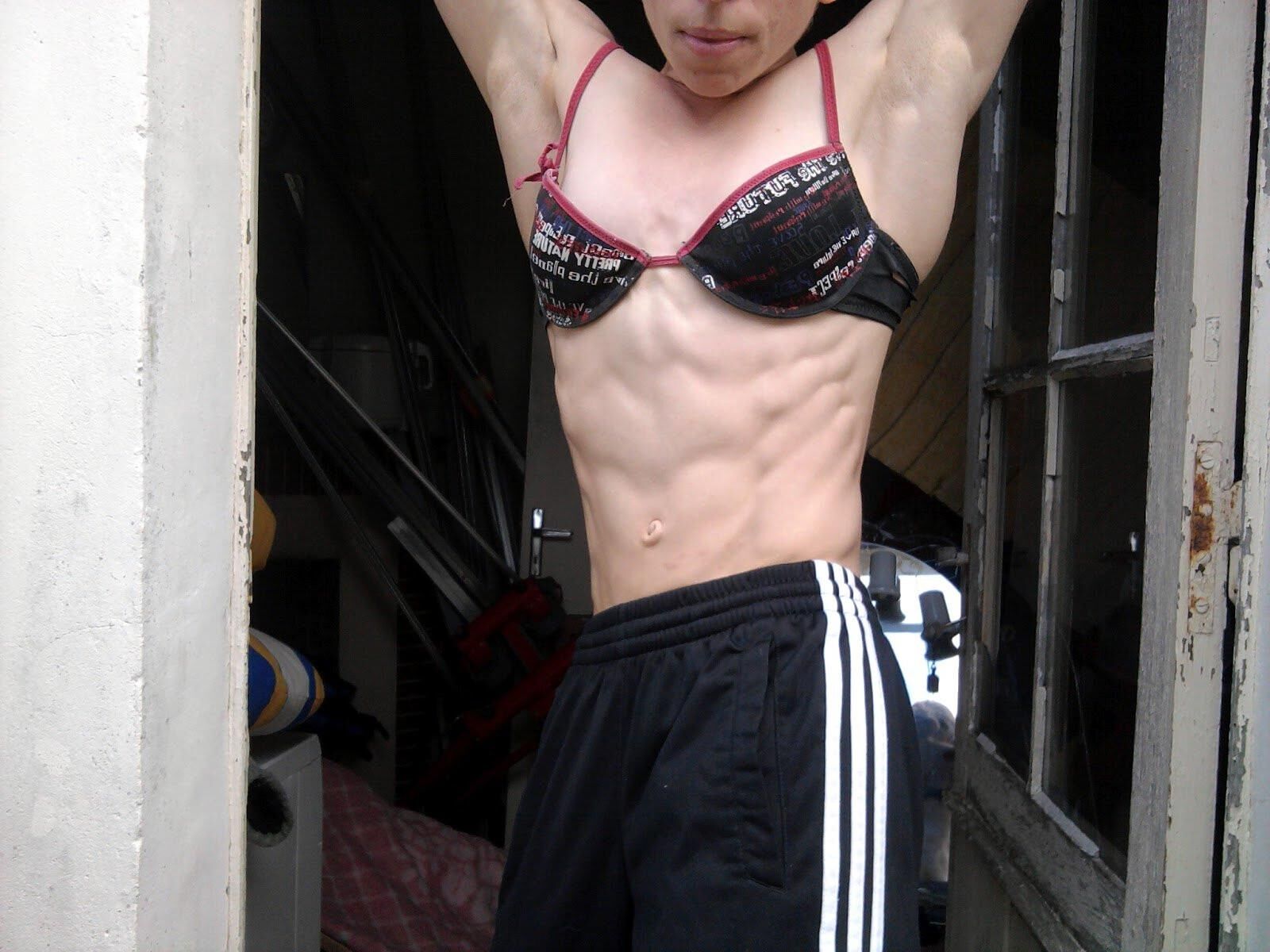 Filles musculaires aléatoires