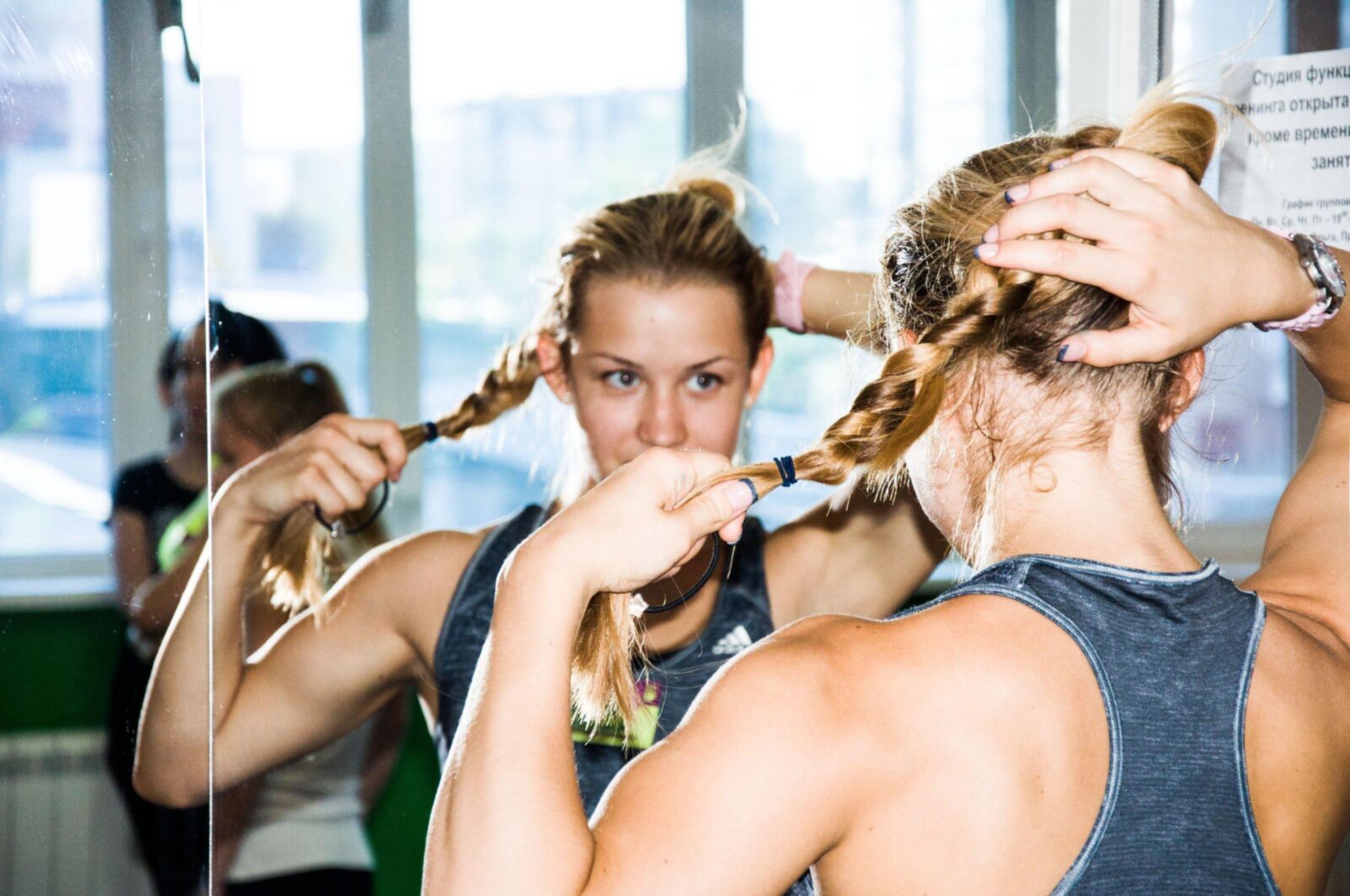 Filles musculaires aléatoires