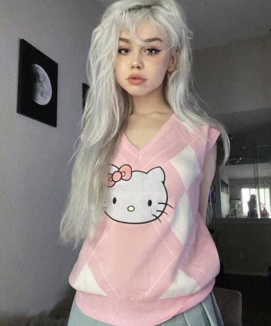 Hello Kitty Crocs