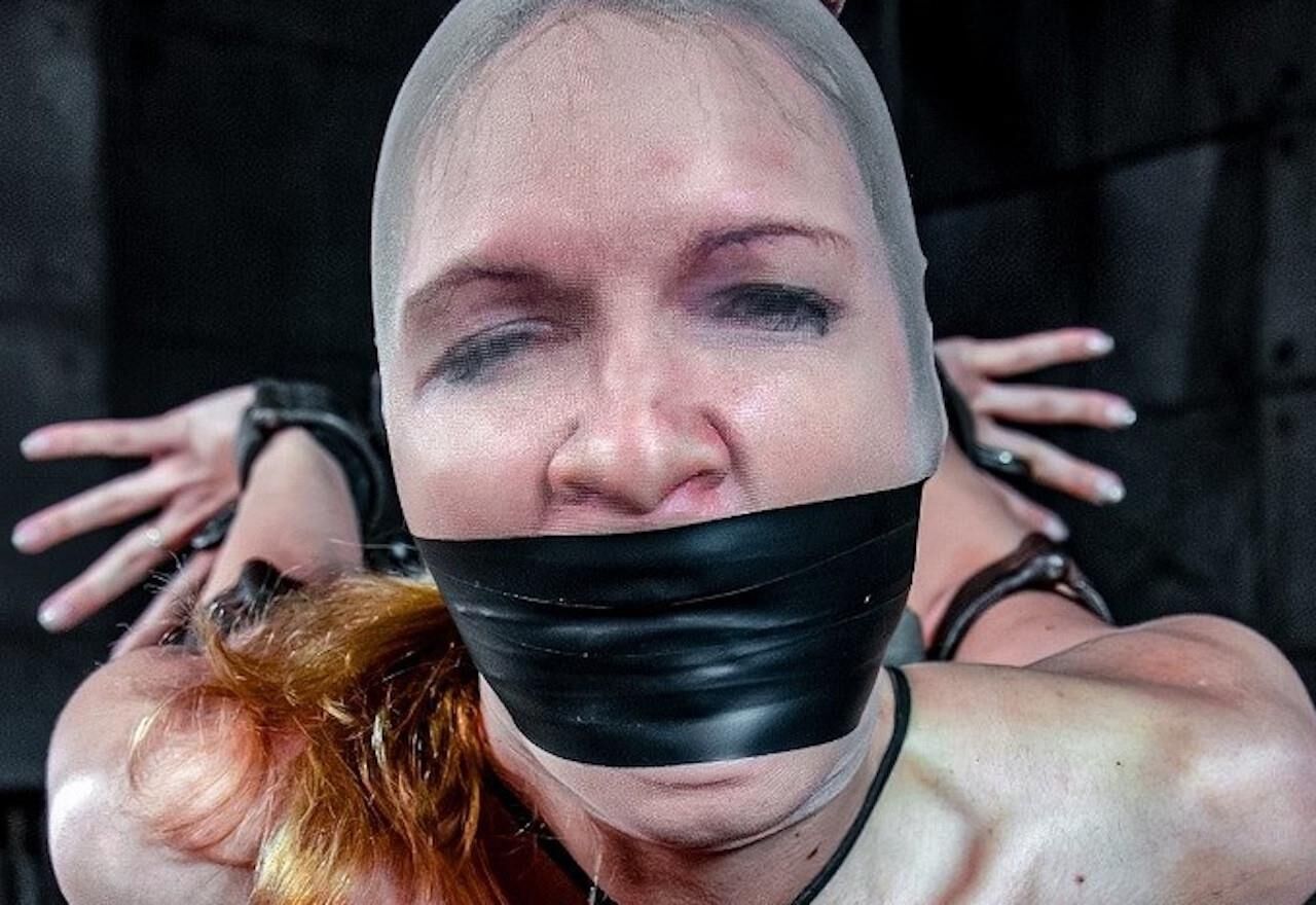 Искаженные лица