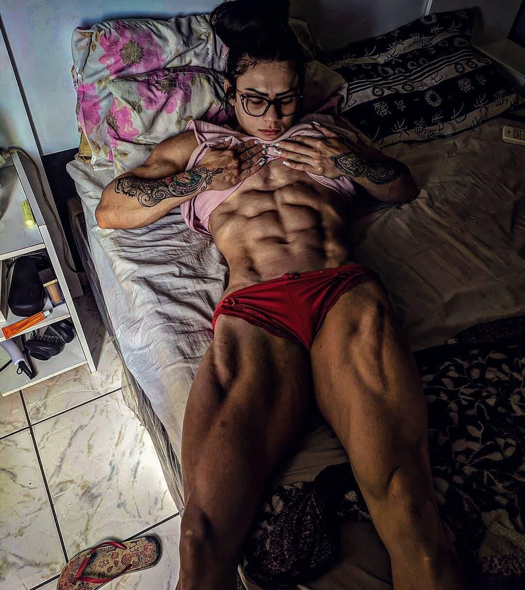 Aline G