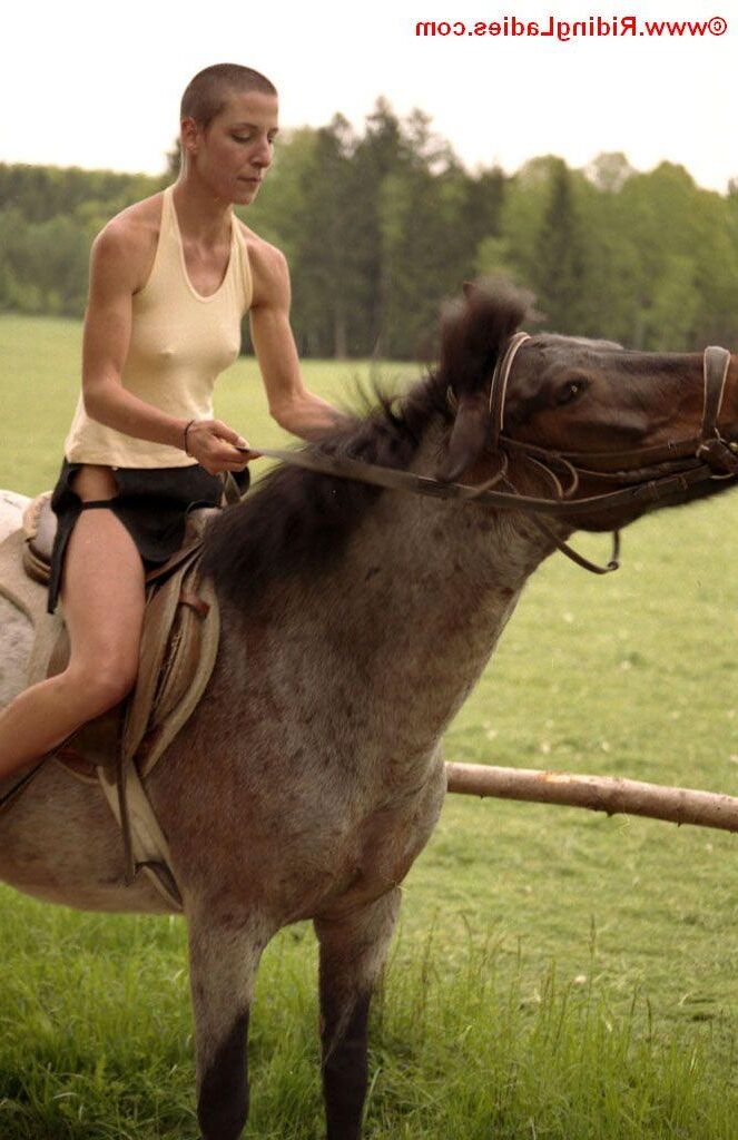 PONY RIDING 