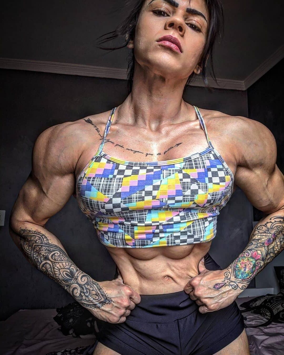 Aline G