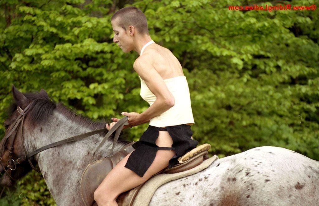 PONY RIDING 