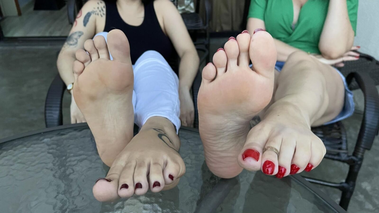 Göttin aus Brasilien: perfekte Füße, perfekte Domme