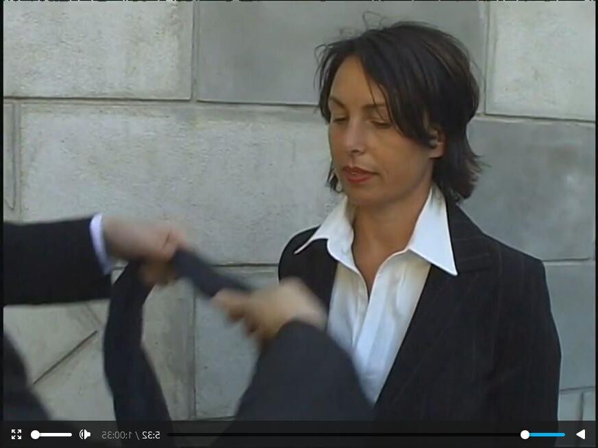 Master Costello à une date chaude