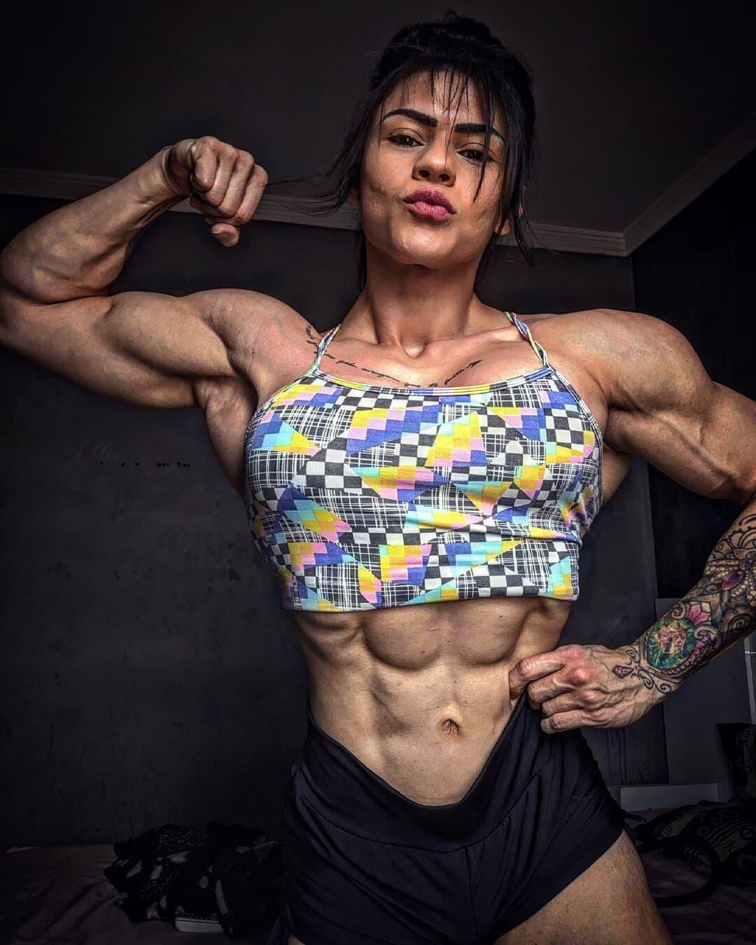 Aline G