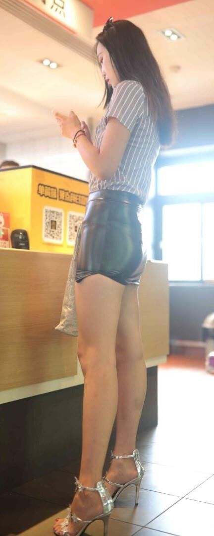 Miniskirt 