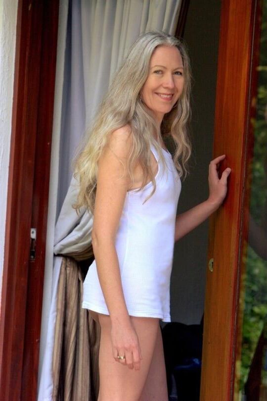 NN Ladies, MILFs GILFs i like to FAP to