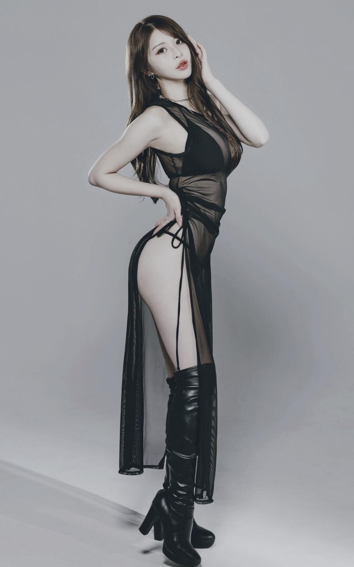 Fetish: Yellow and Black Edition 