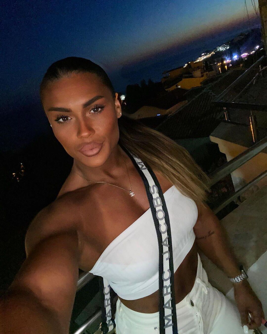 Random Muscle Girls 