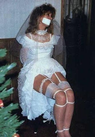 Bondage Brides Pt。