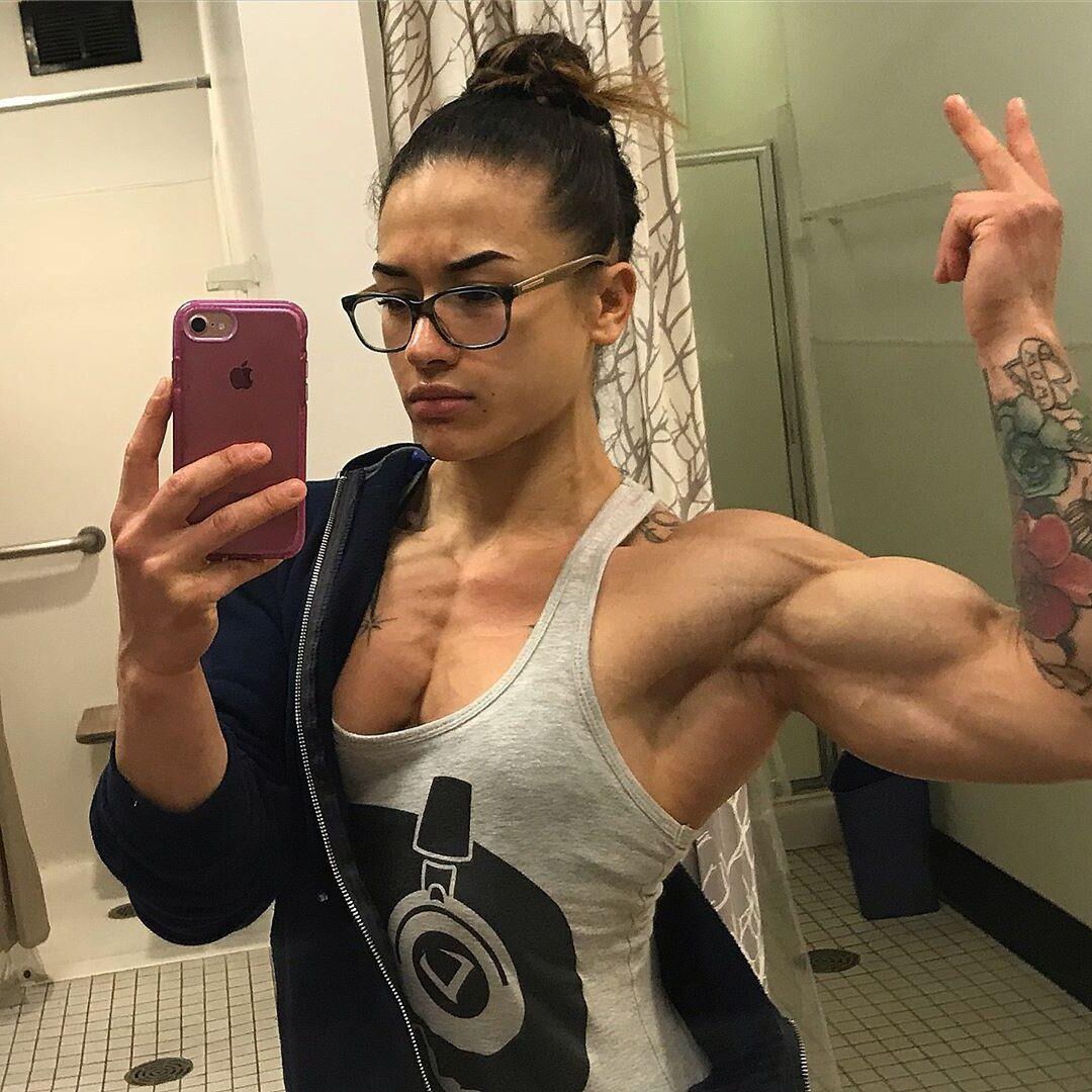 Random Muscle Girls 
